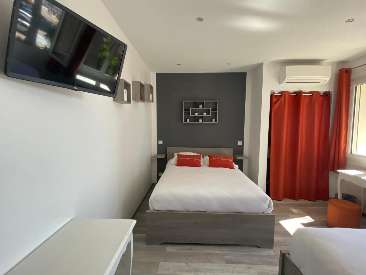 הייר Logis Hotel Restaurant Le Kalliste מראה חיצוני תמונה