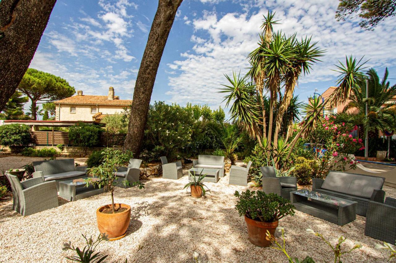 הייר Logis Hotel Restaurant Le Kalliste מראה חיצוני תמונה
