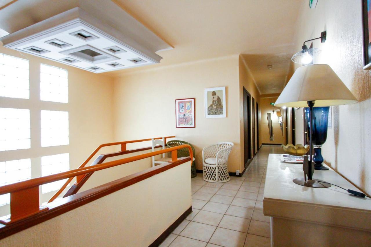 הייר Logis Hotel Restaurant Le Kalliste מראה חיצוני תמונה